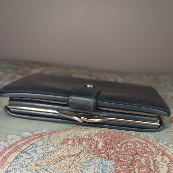 Louis Vuitton Blue Monogram Vernis French Purse Compact Kisslock Wallet - Picture 4 of 16